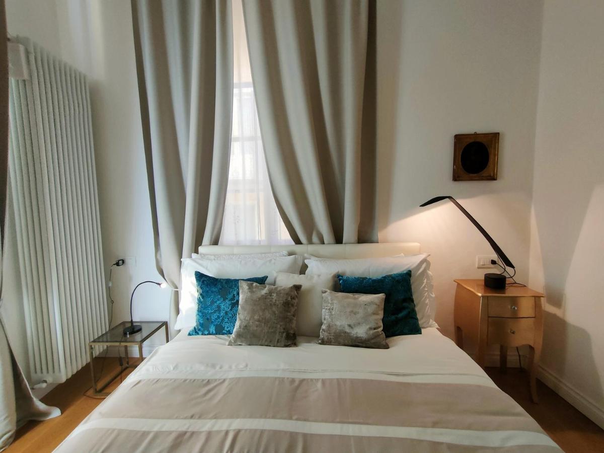 Piazza San Rocco Suite Art Verbania Ngoại thất bức ảnh