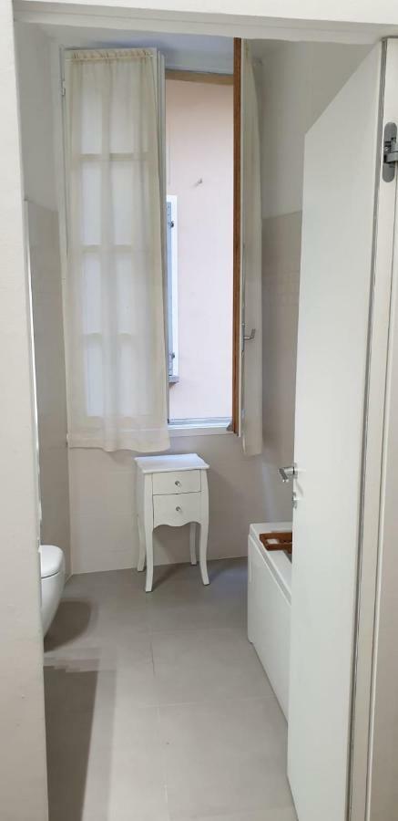 Piazza San Rocco Suite Art Verbania Ngoại thất bức ảnh